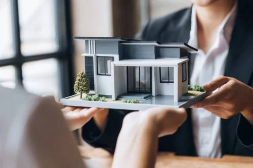 Online home search assistance in Sherman Oaks